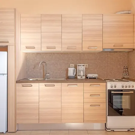 מלון דירות Akrogiali