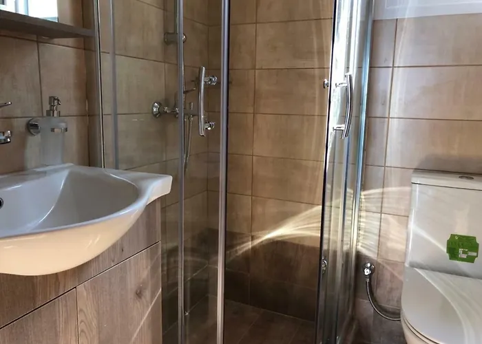 Akrogiali מלון דירות