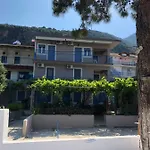 Akrogiali Apart-hotel